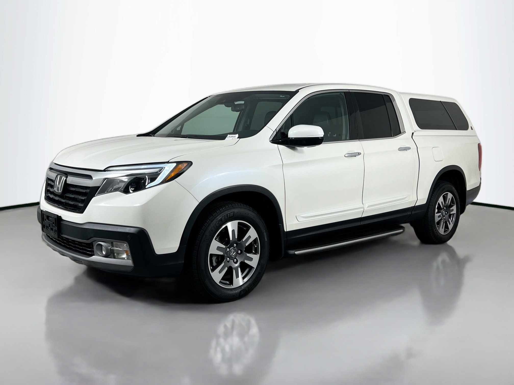 2017 Honda Ridgeline RTL-E photo 4