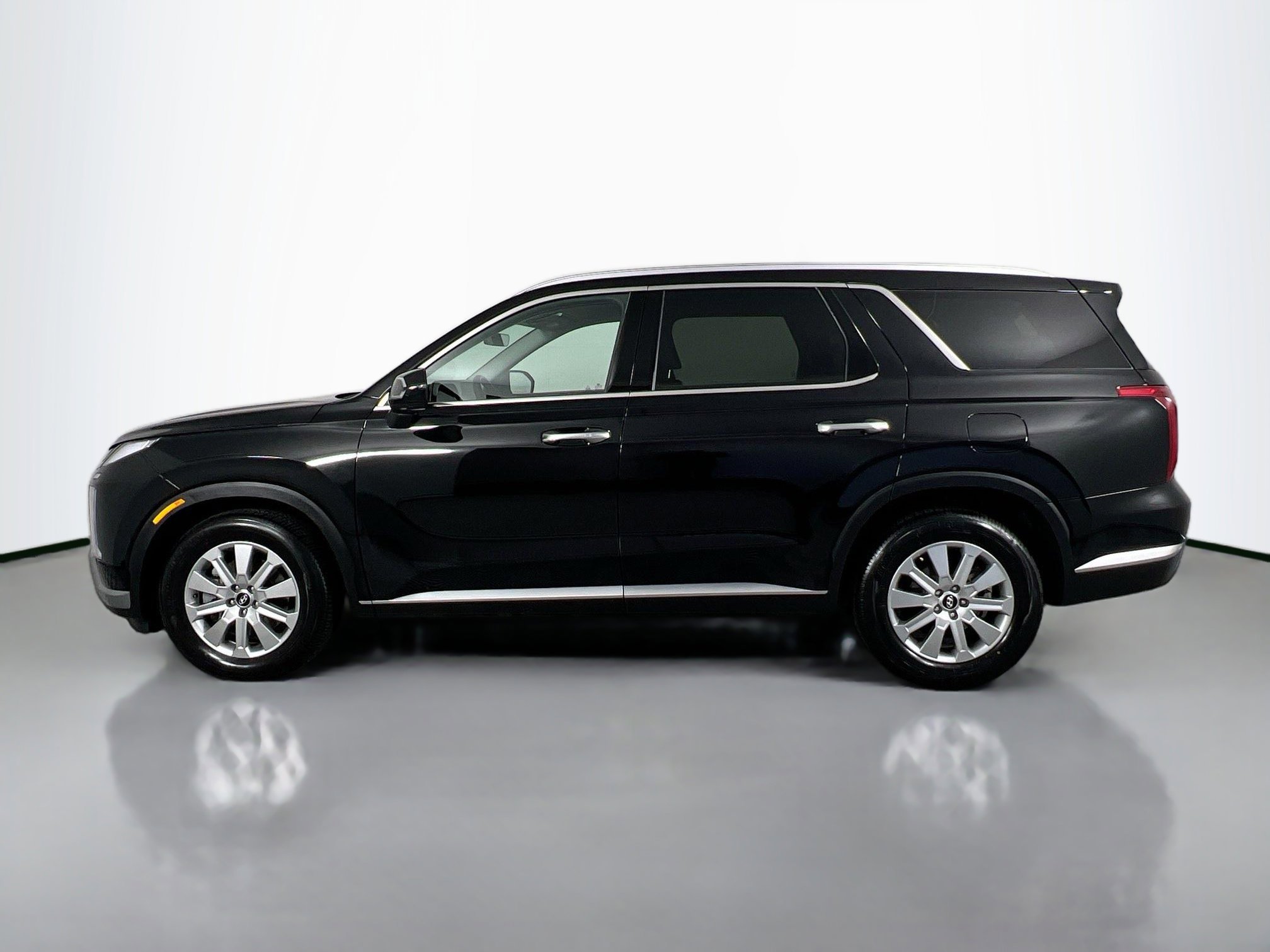 2024 Hyundai Palisade SEL photo 2