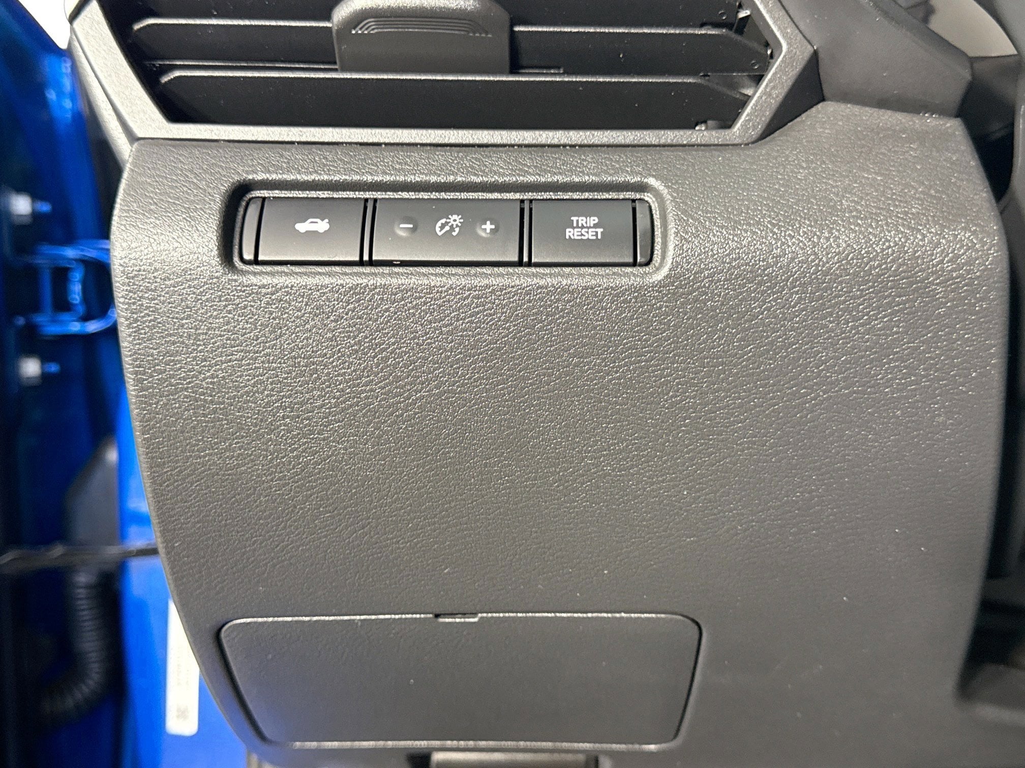 2025 Nissan Altima SV - Photo 34