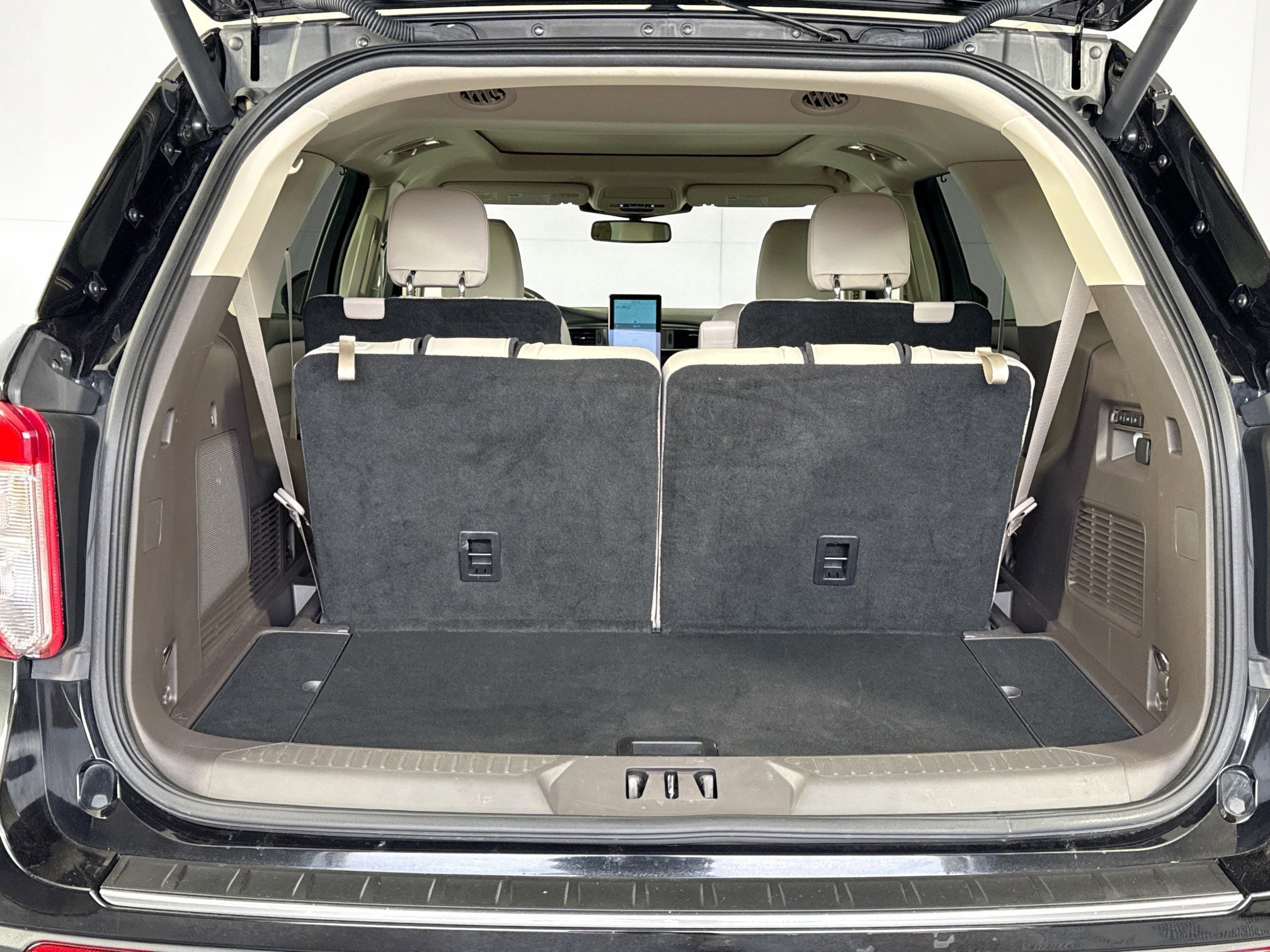 2023 Ford Explorer Platinum - Photo 35