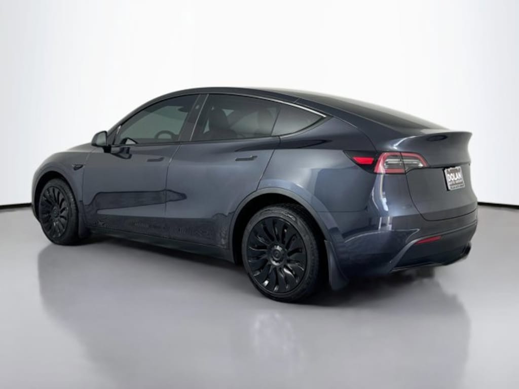 Used 2024 Tesla Model Y Long Range SUV