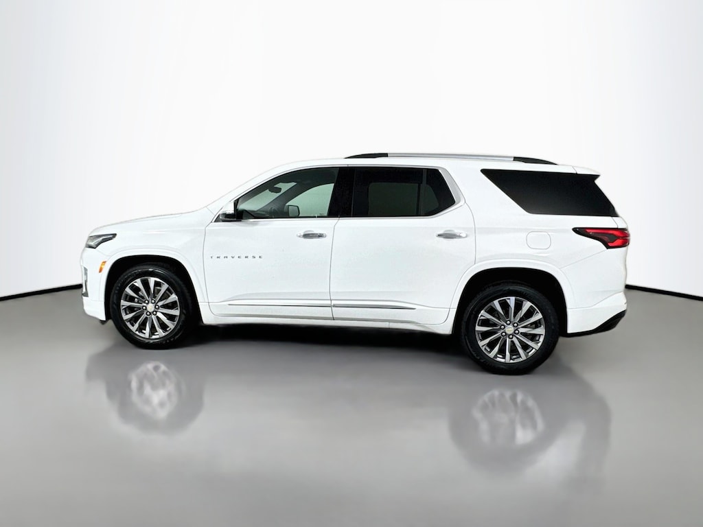 Used 2023 Chevrolet Traverse Premier SUV