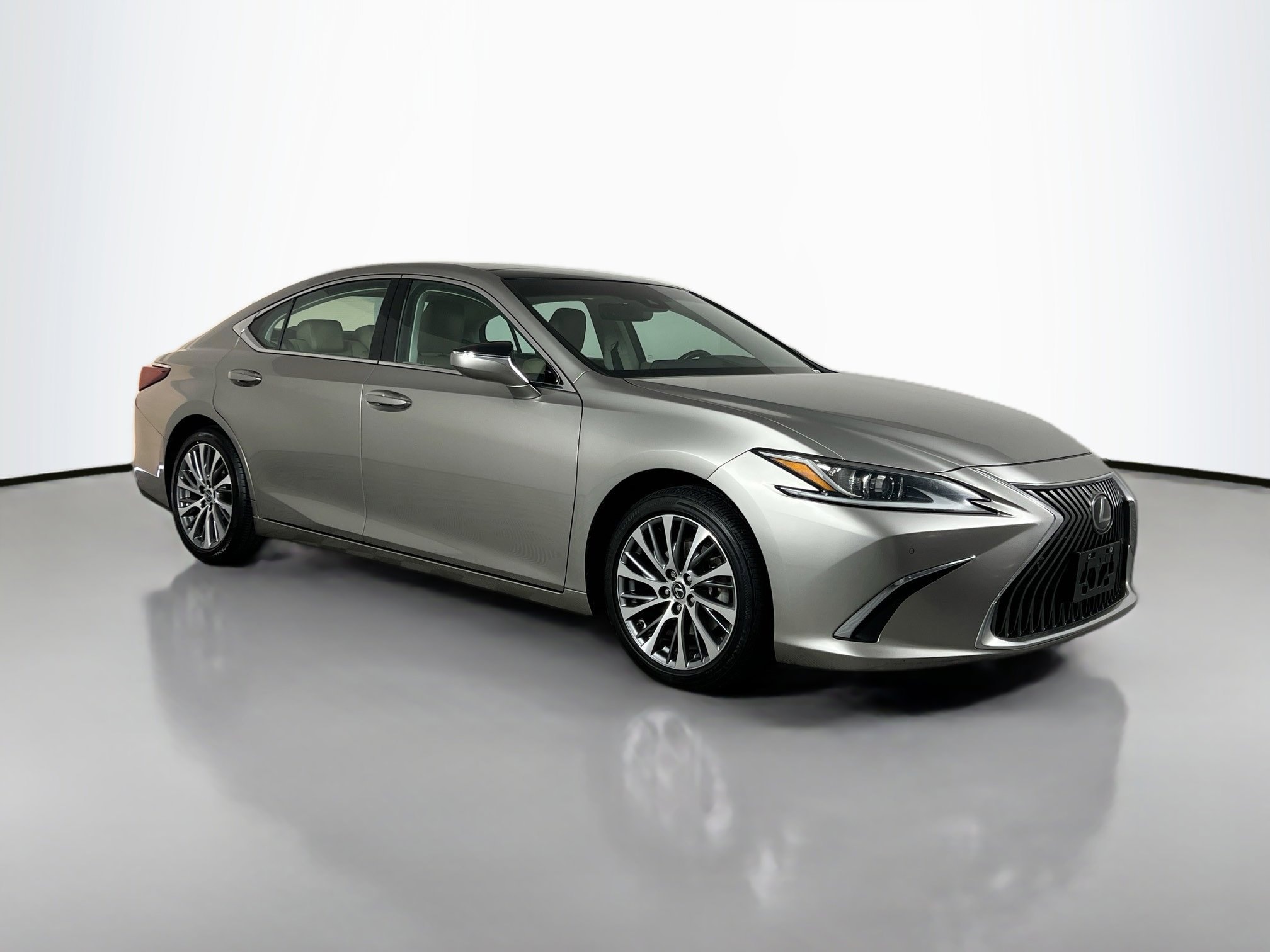 2020 Lexus ES 350 350's photo
