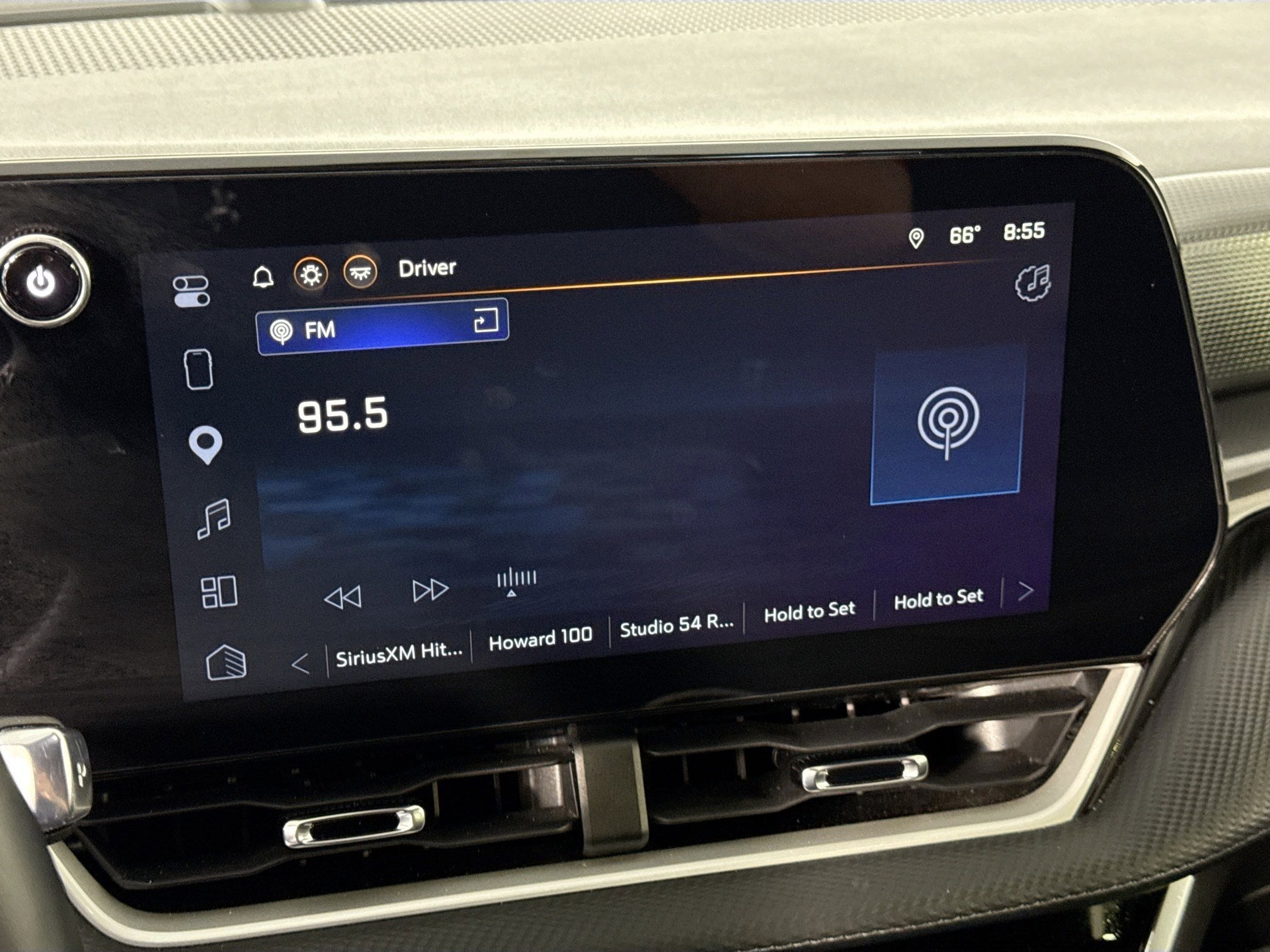 2025 Chevrolet Equinox LT - Photo 15