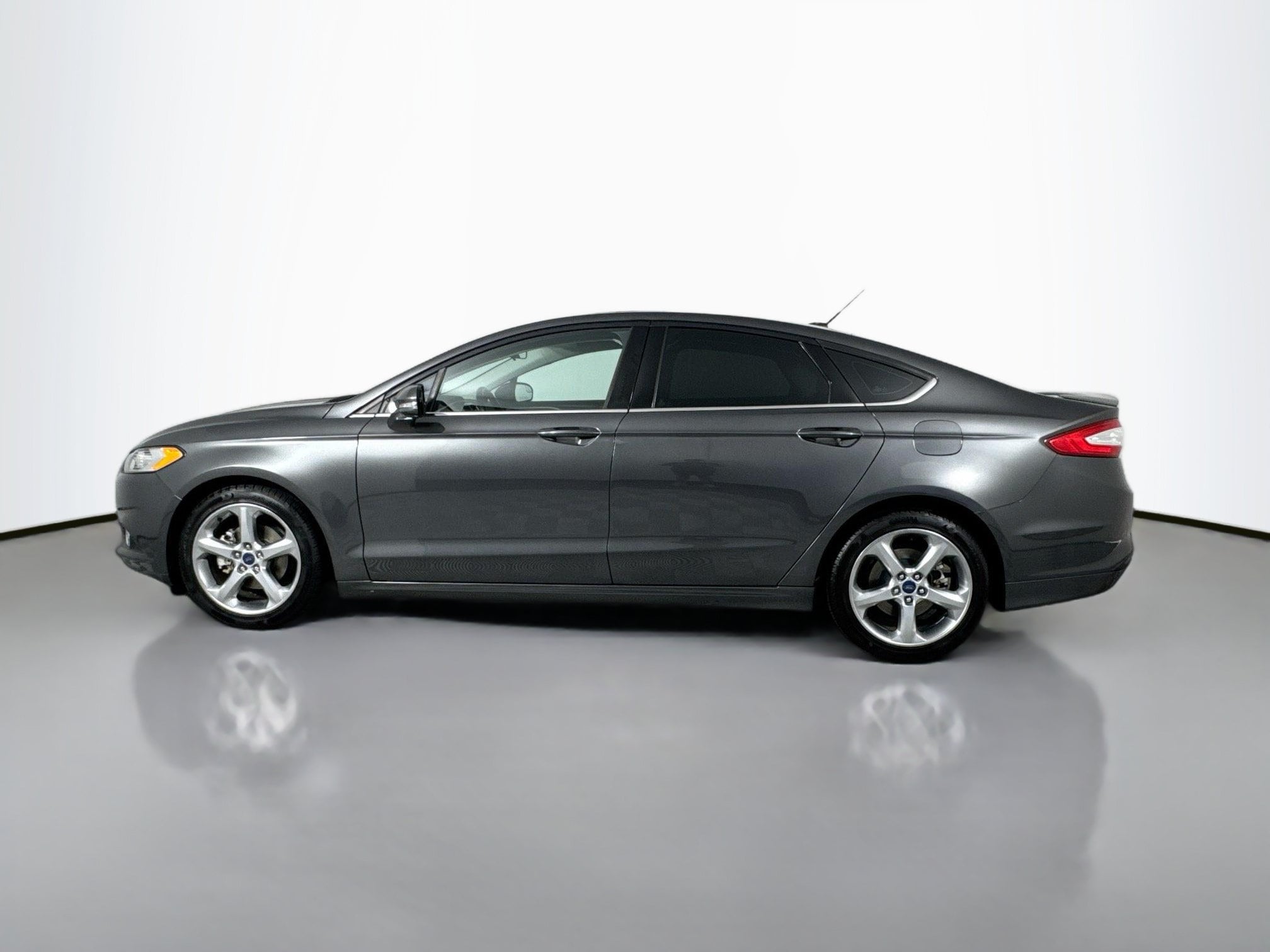 Used 2015 Ford Fusion SE with VIN 3FA6P0HDXFR281302 for sale in Fernley, NV