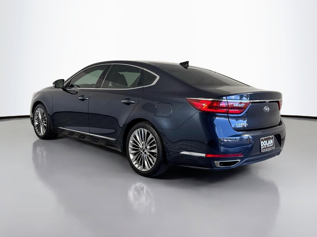 Used 2017 Kia Cadenza Limited Sedan
