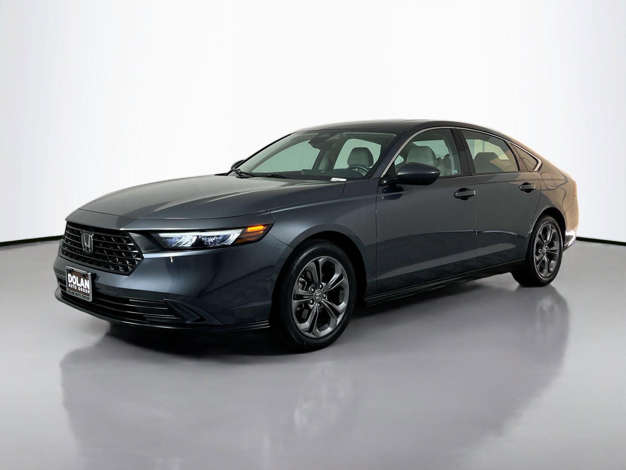 2023 Honda Accord EX photo 4
