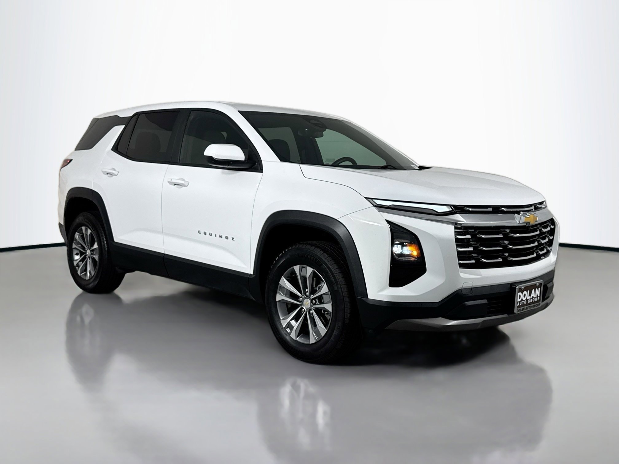 2025 Chevrolet Equinox LT - Photo 11