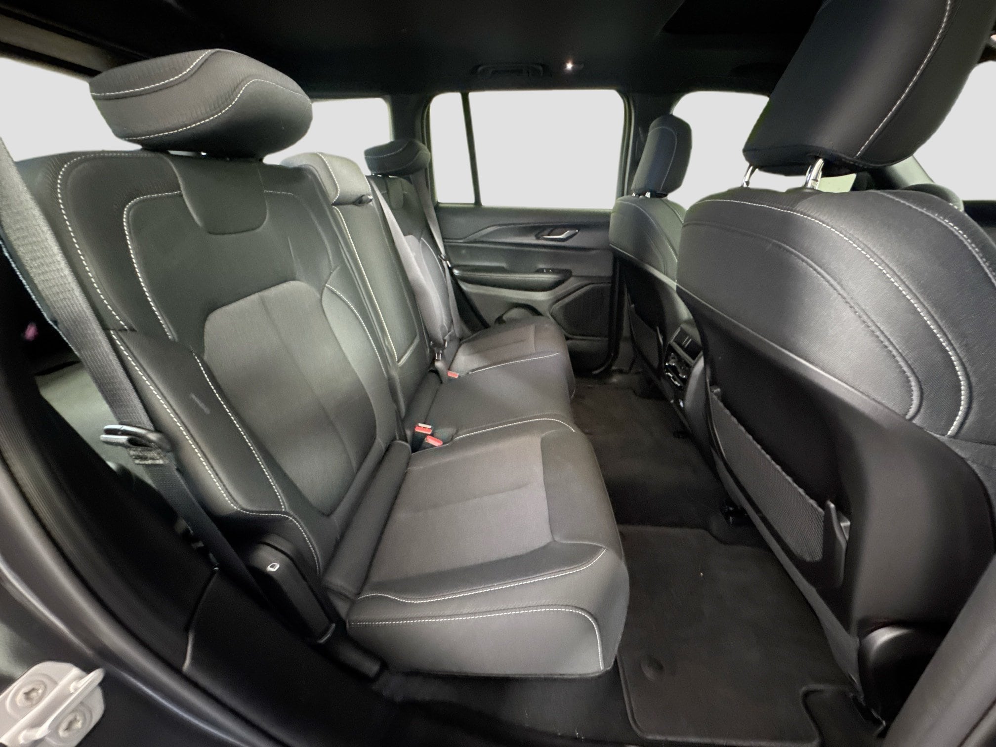 2025 Jeep Grand Cherokee Laredo - Photo 27