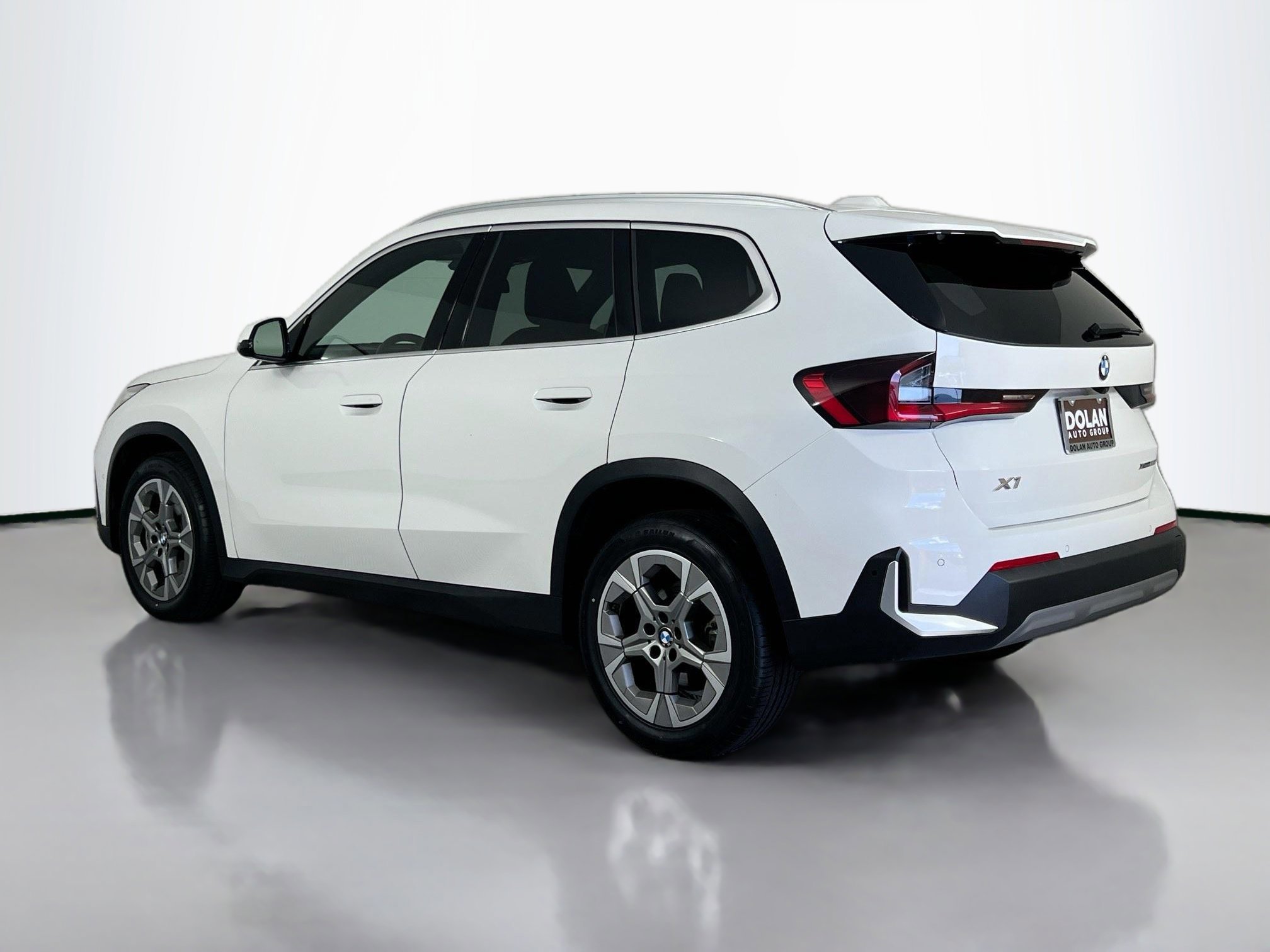 2023 Bmw X1 XDrive28i photo 3