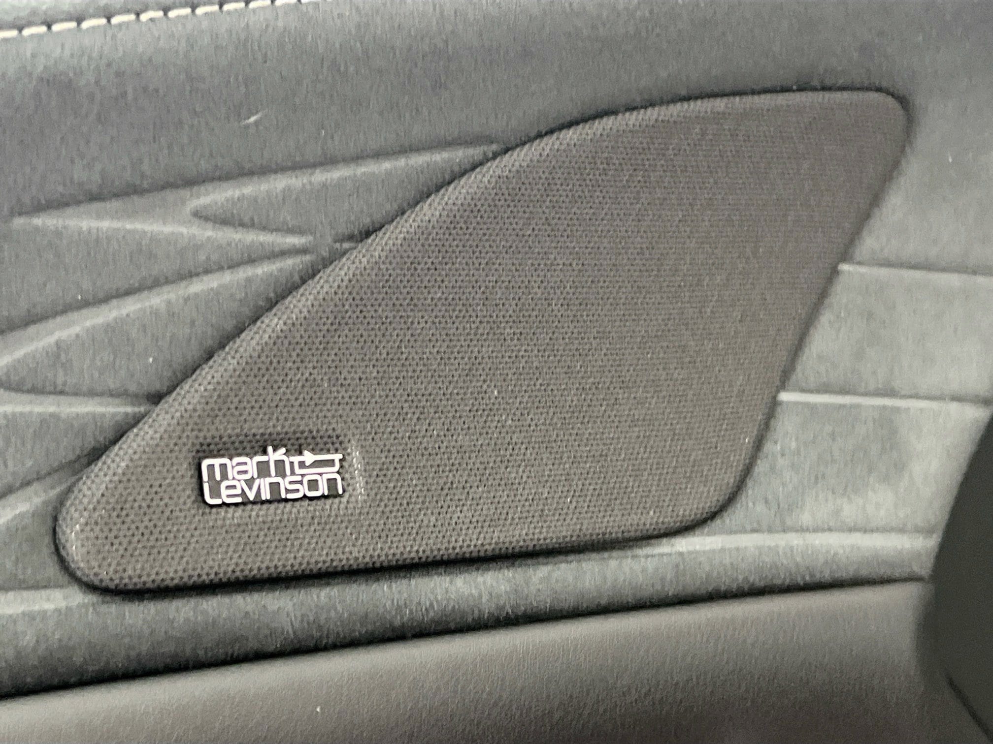 2025 Lexus RX 350 - Photo 8