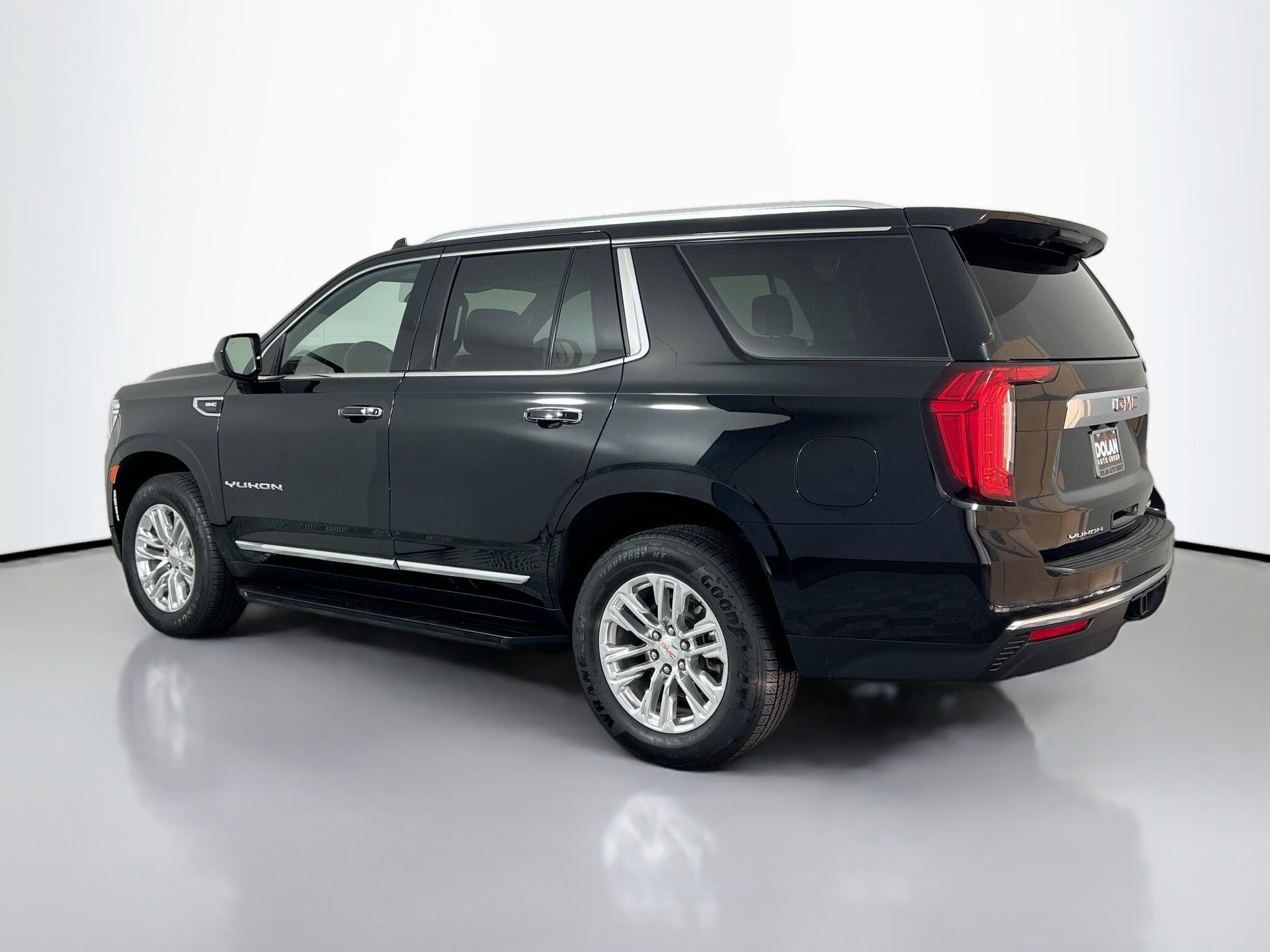 2024 Gmc Yukon SLT photo 4