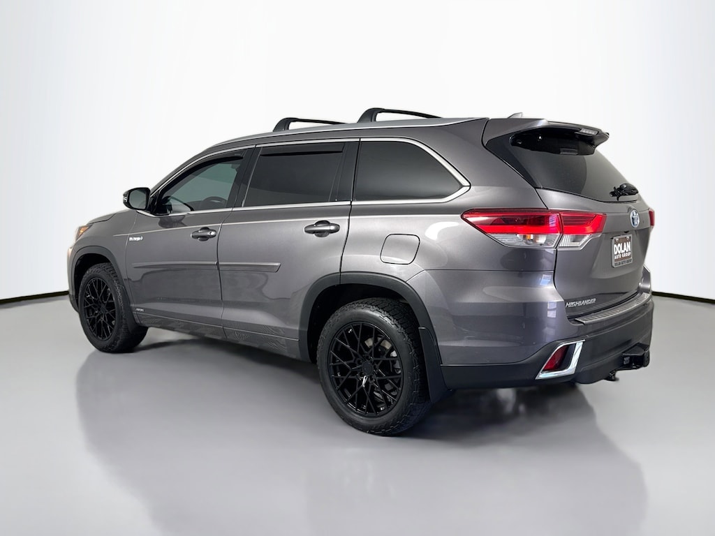 Used 2019 Toyota Highlander Hybrid Limited Platinum SUV