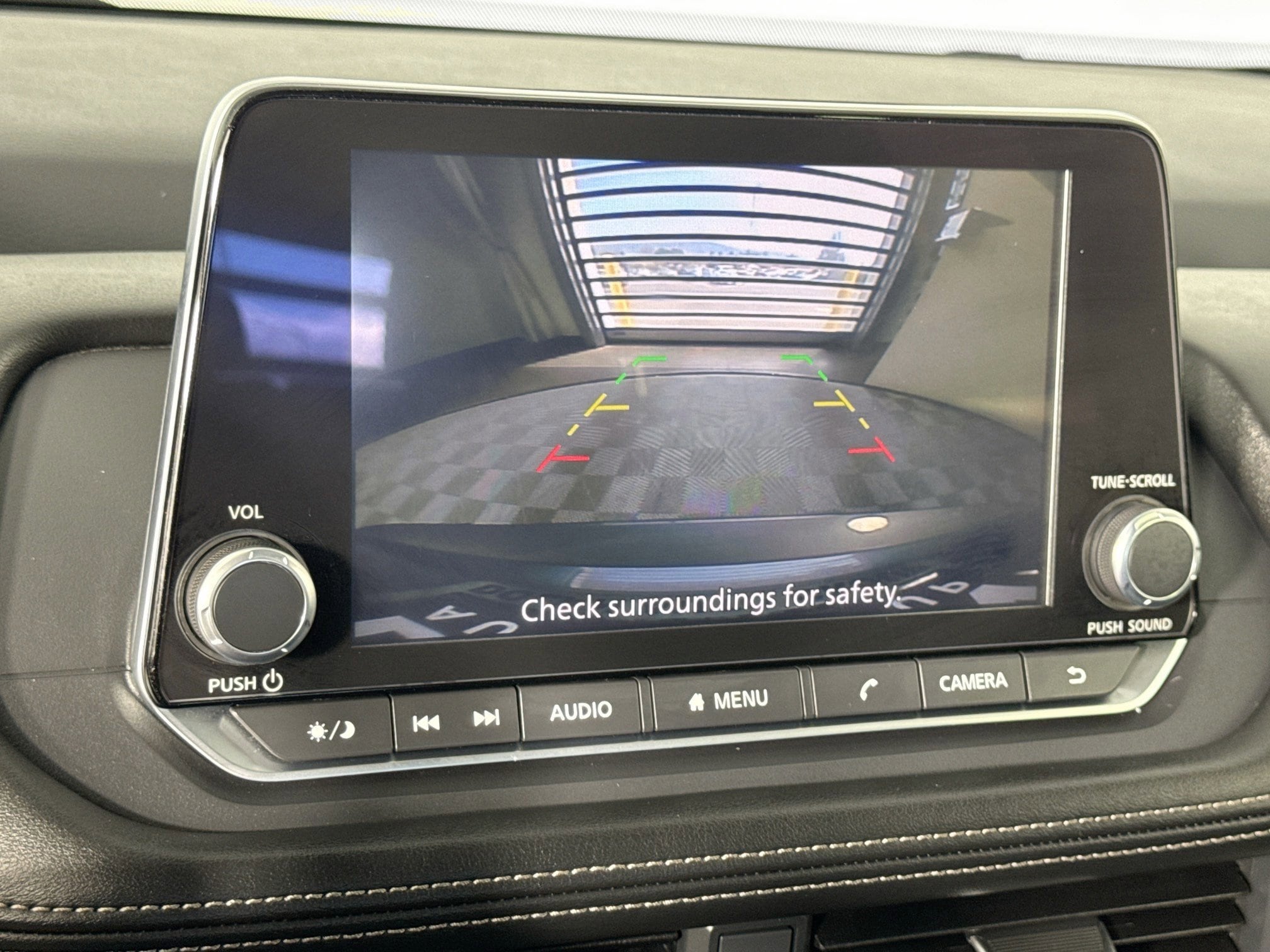 2024 Nissan Rogue SV - Photo 17