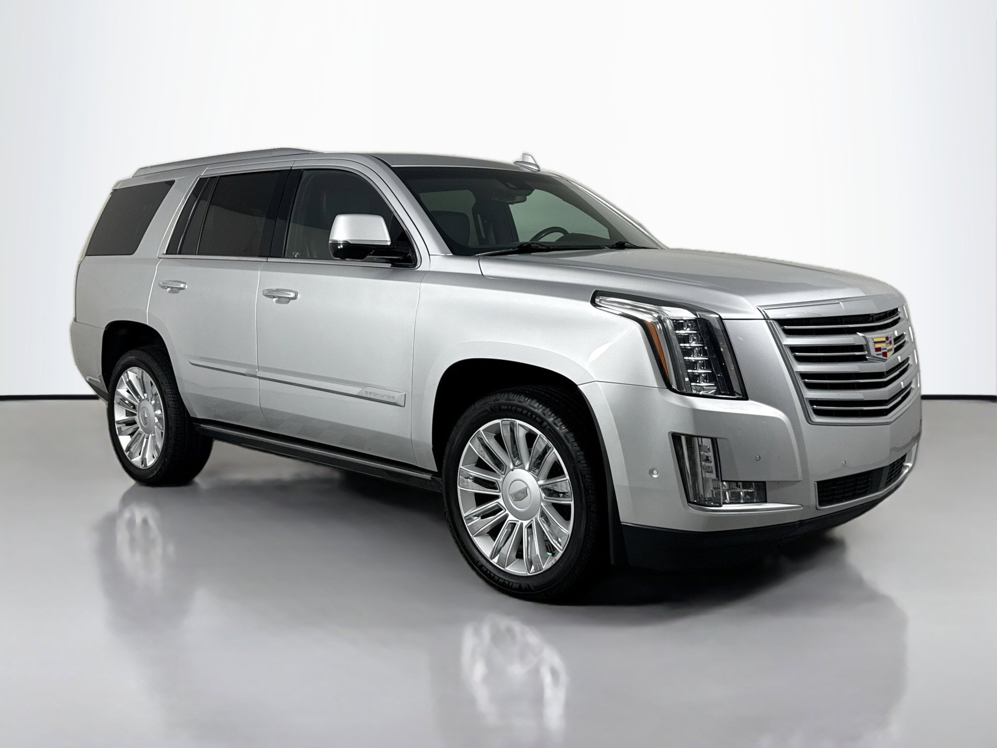 2017 Cadillac Escalade AWD Platinum's photo