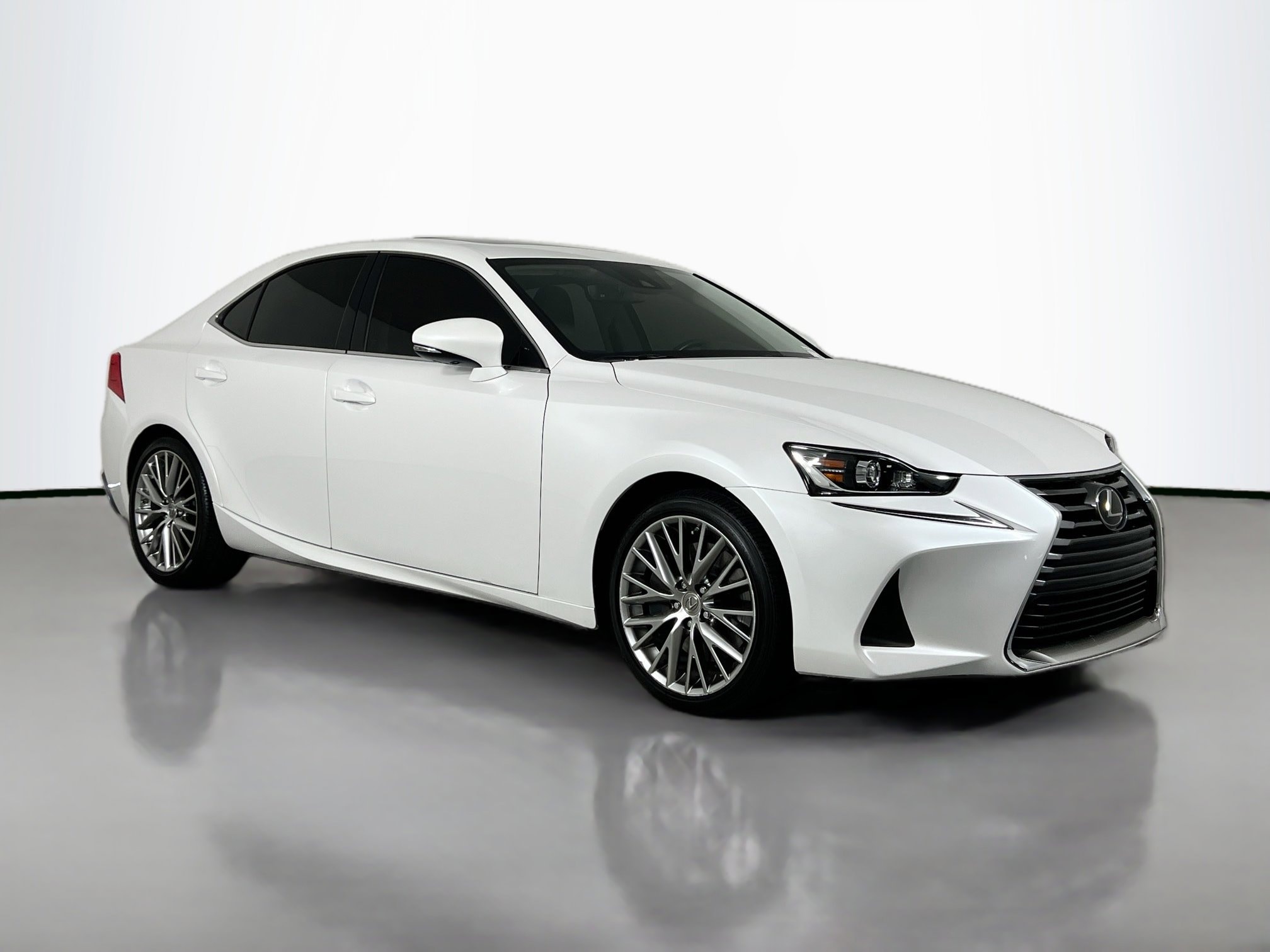 2018 Lexus IS 300's photo
