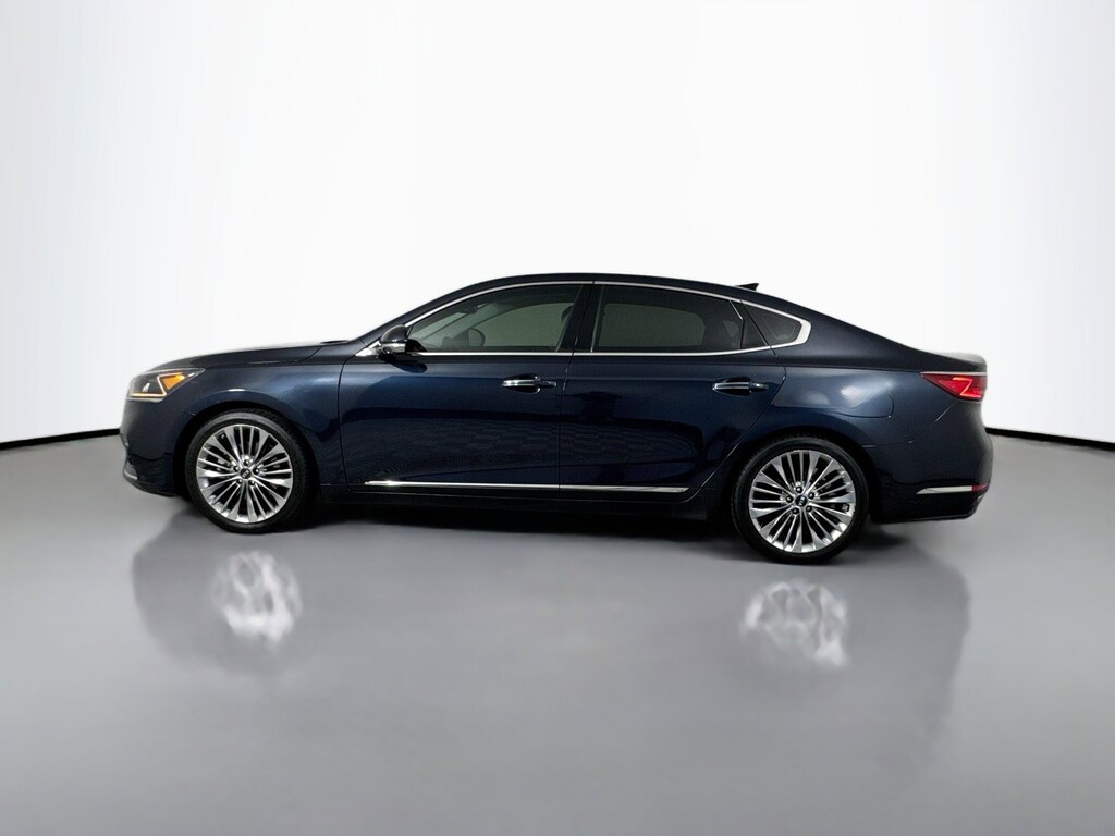 Used 2017 Kia Cadenza Limited Sedan