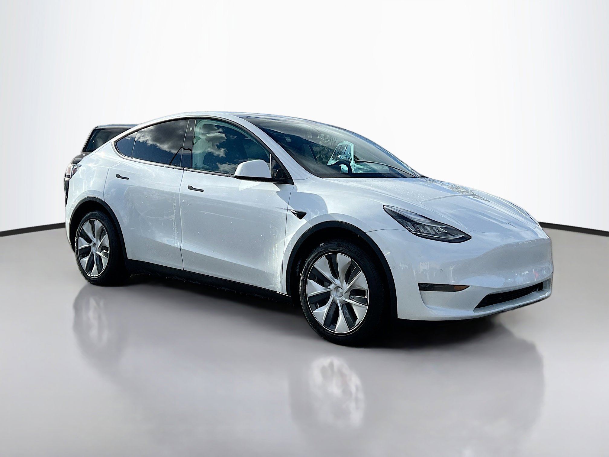 2020 Tesla Model Y Long Range's photo