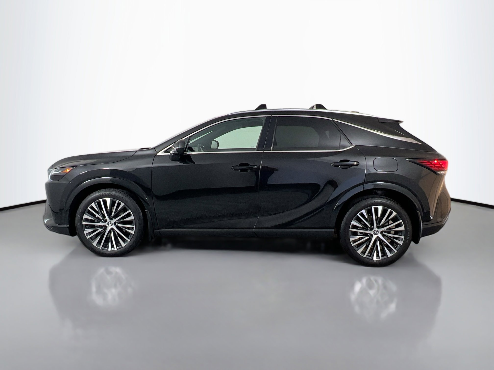 2024 Lexus RX 350h photo 3