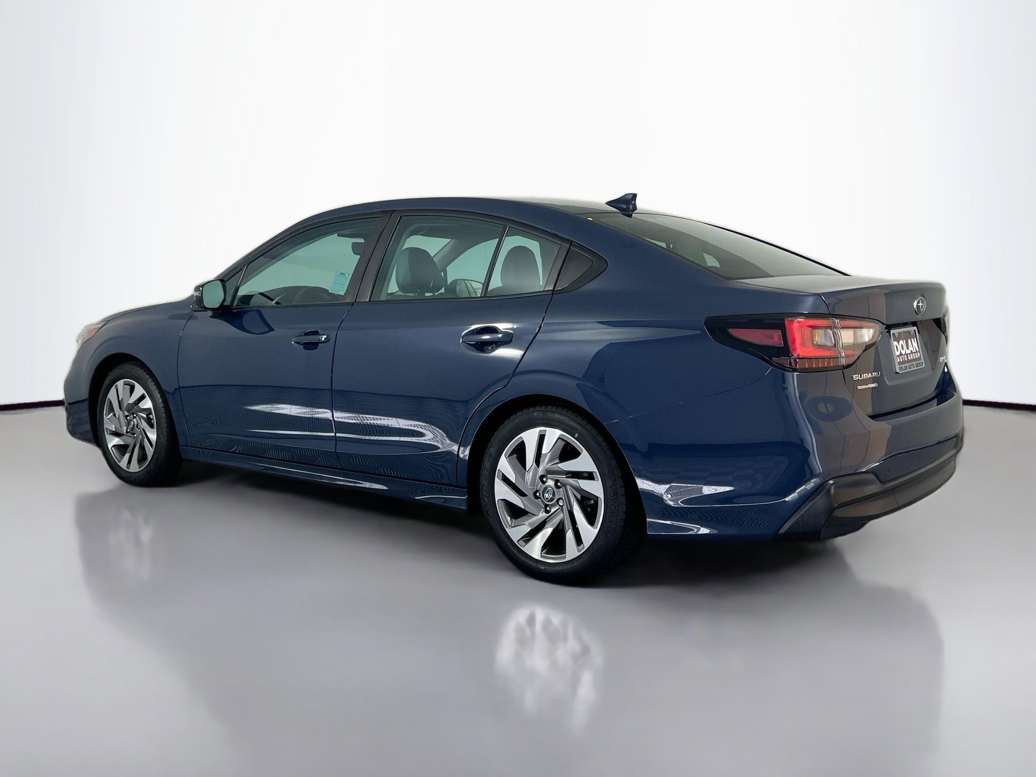 2023 Subaru Legacy Limited photo 3