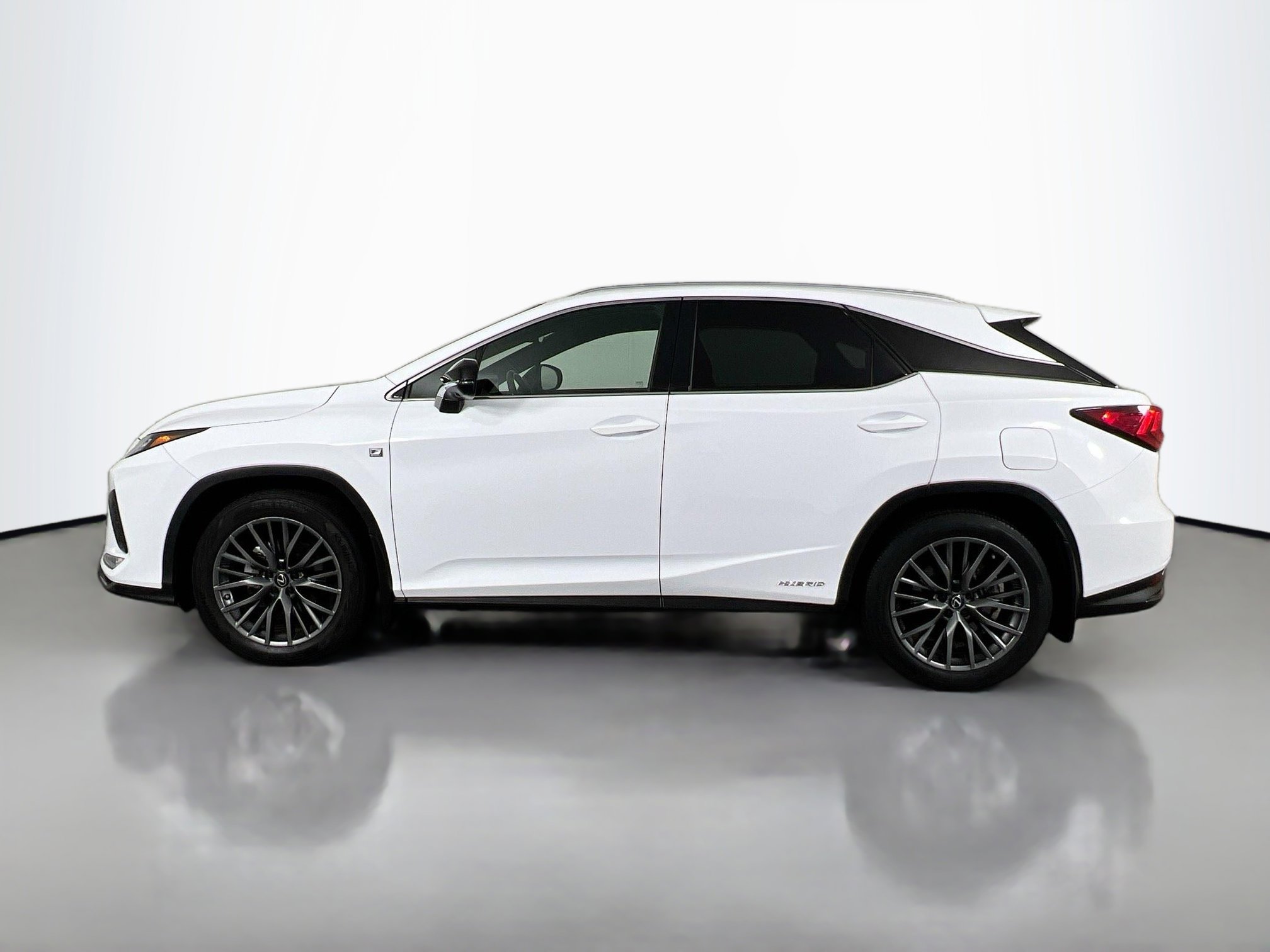2022 Lexus RX 450h F SPORT Handling photo 3