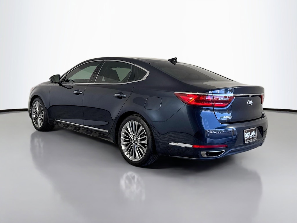 Used 2017 Kia Cadenza Limited Sedan