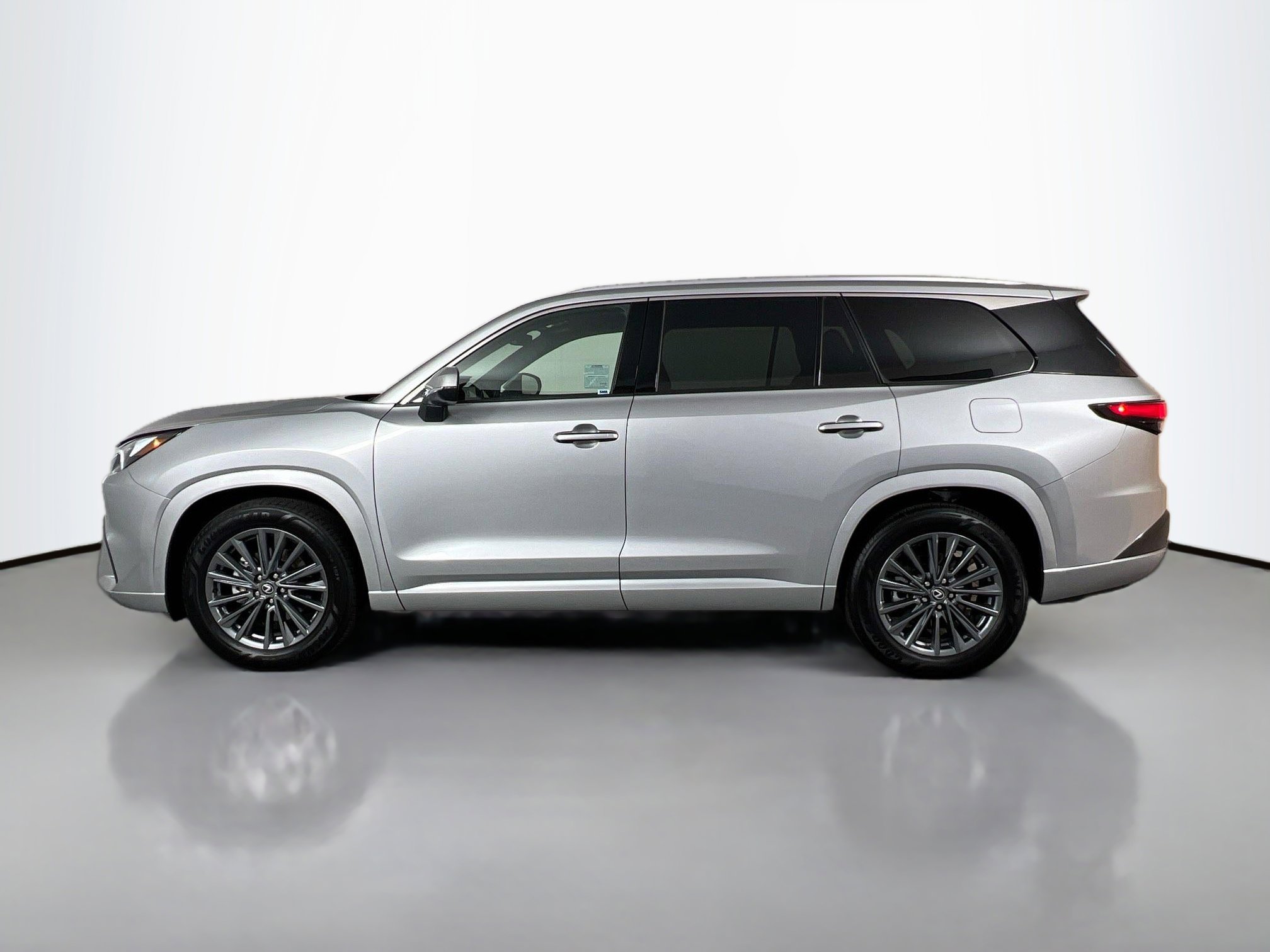 2025 Lexus TX 350 photo 3