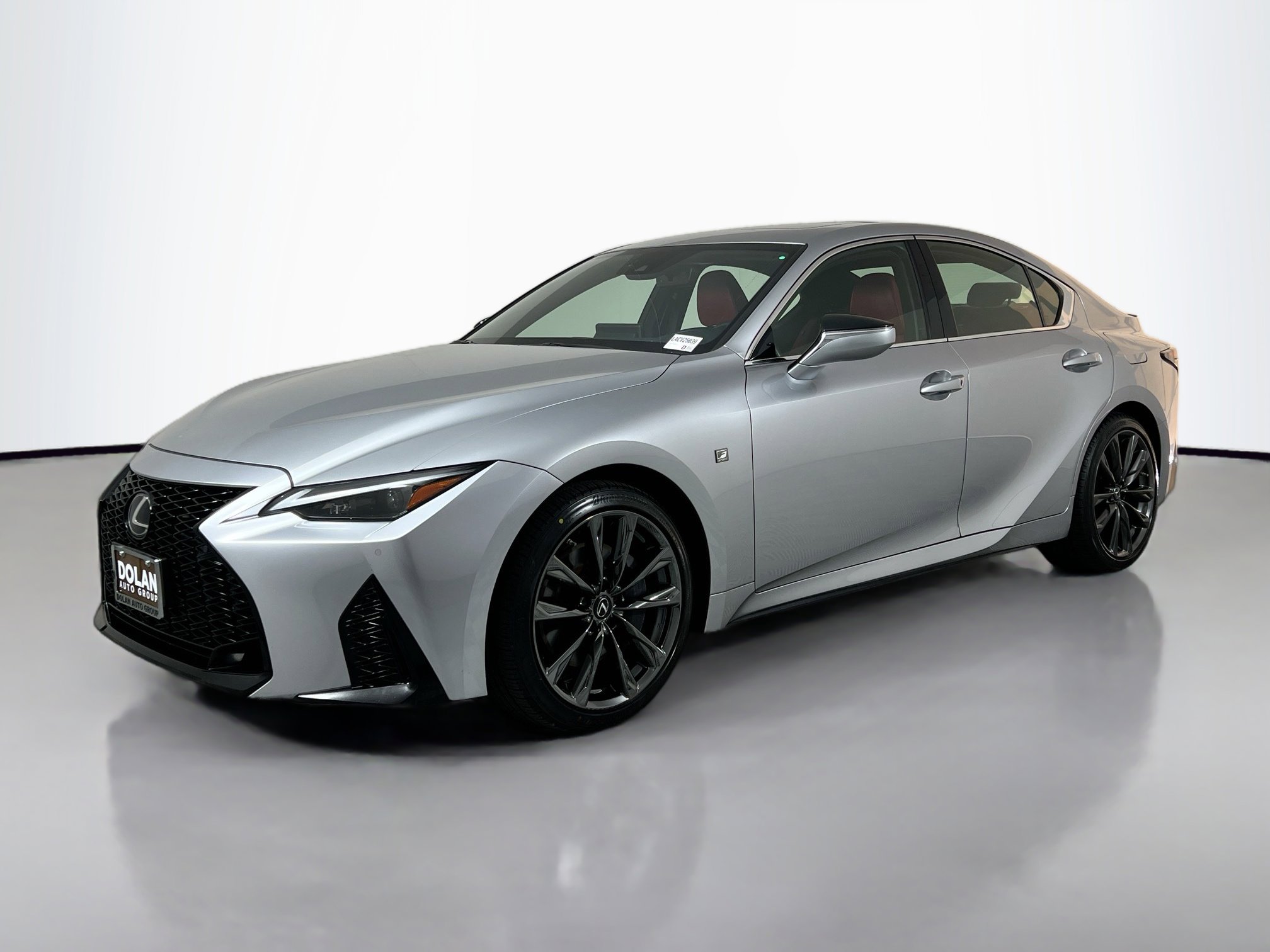 2022 Lexus IS 350 F SPORT photo 2