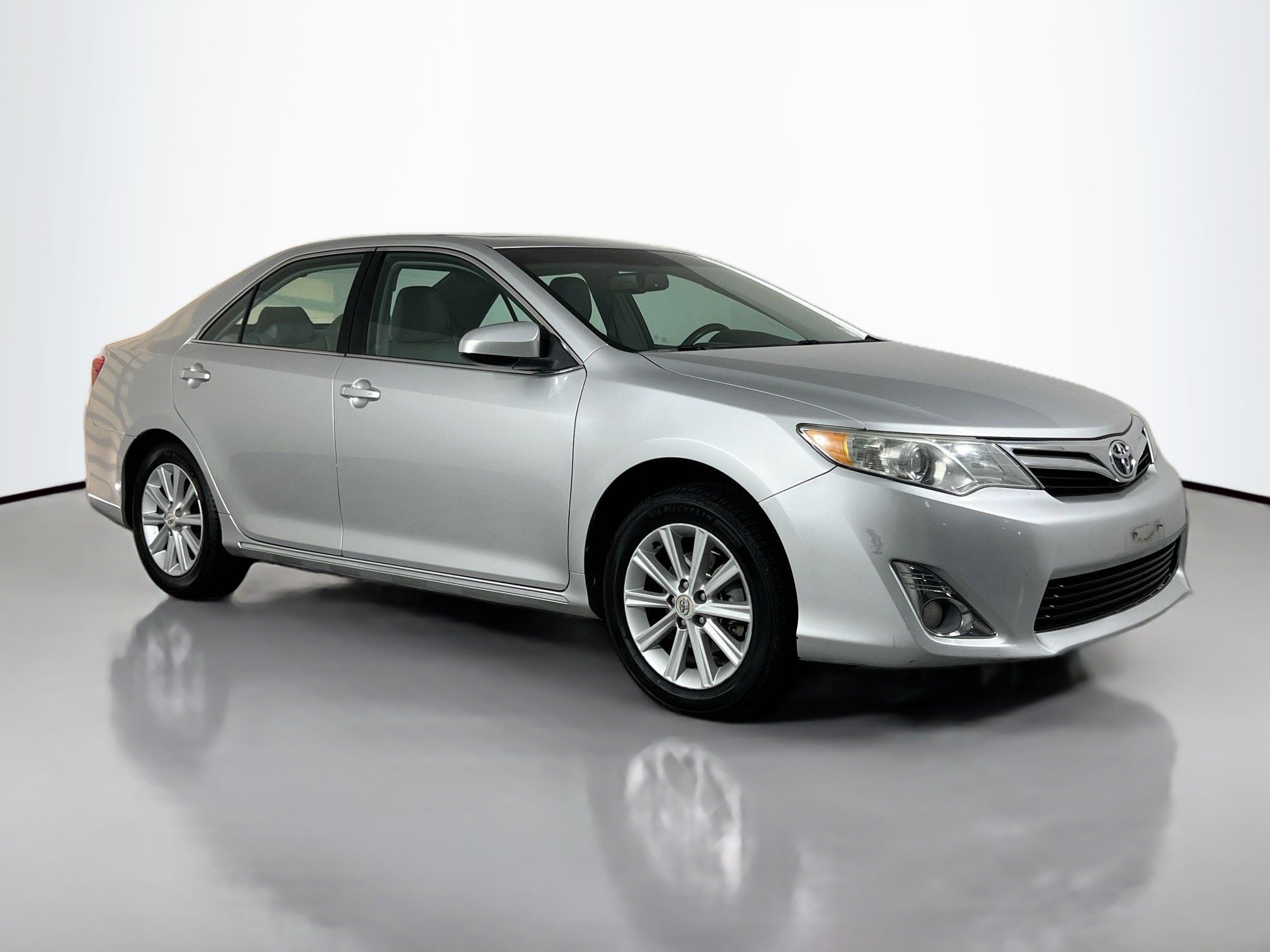 2012 Toyota Prius V Five photo 3