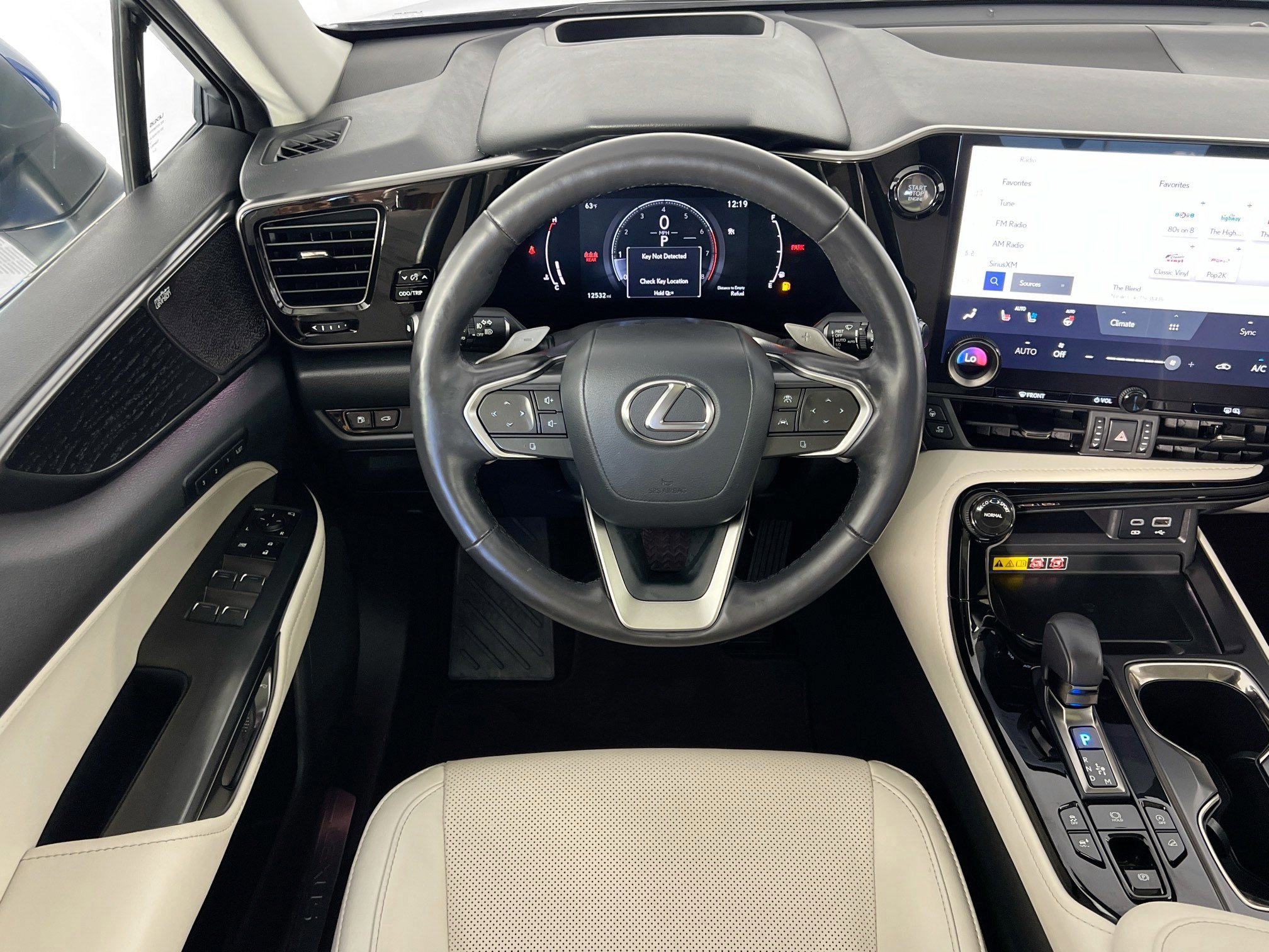 2025 Lexus NX 350 - Photo 8