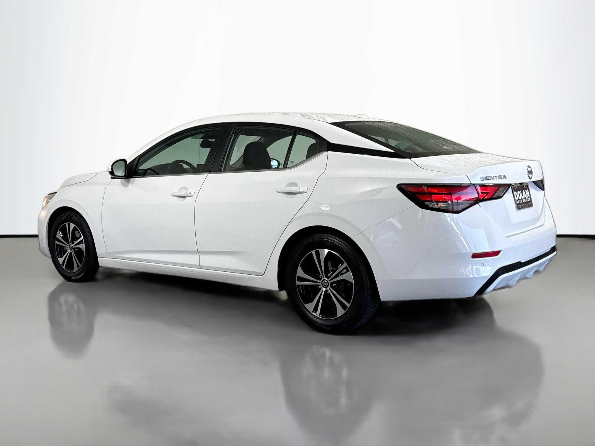 2022 Nissan Sentra SV photo 3