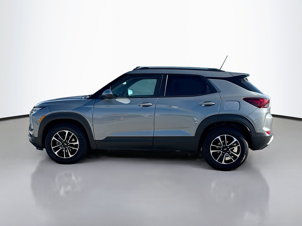 Used 2025 Chevrolet Trailblazer LT SUV