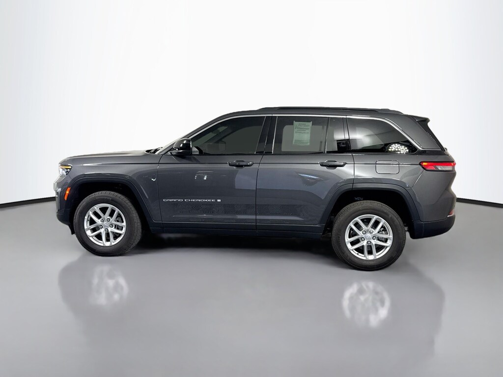 Used 2025 Jeep Grand Cherokee Laredo X SUV