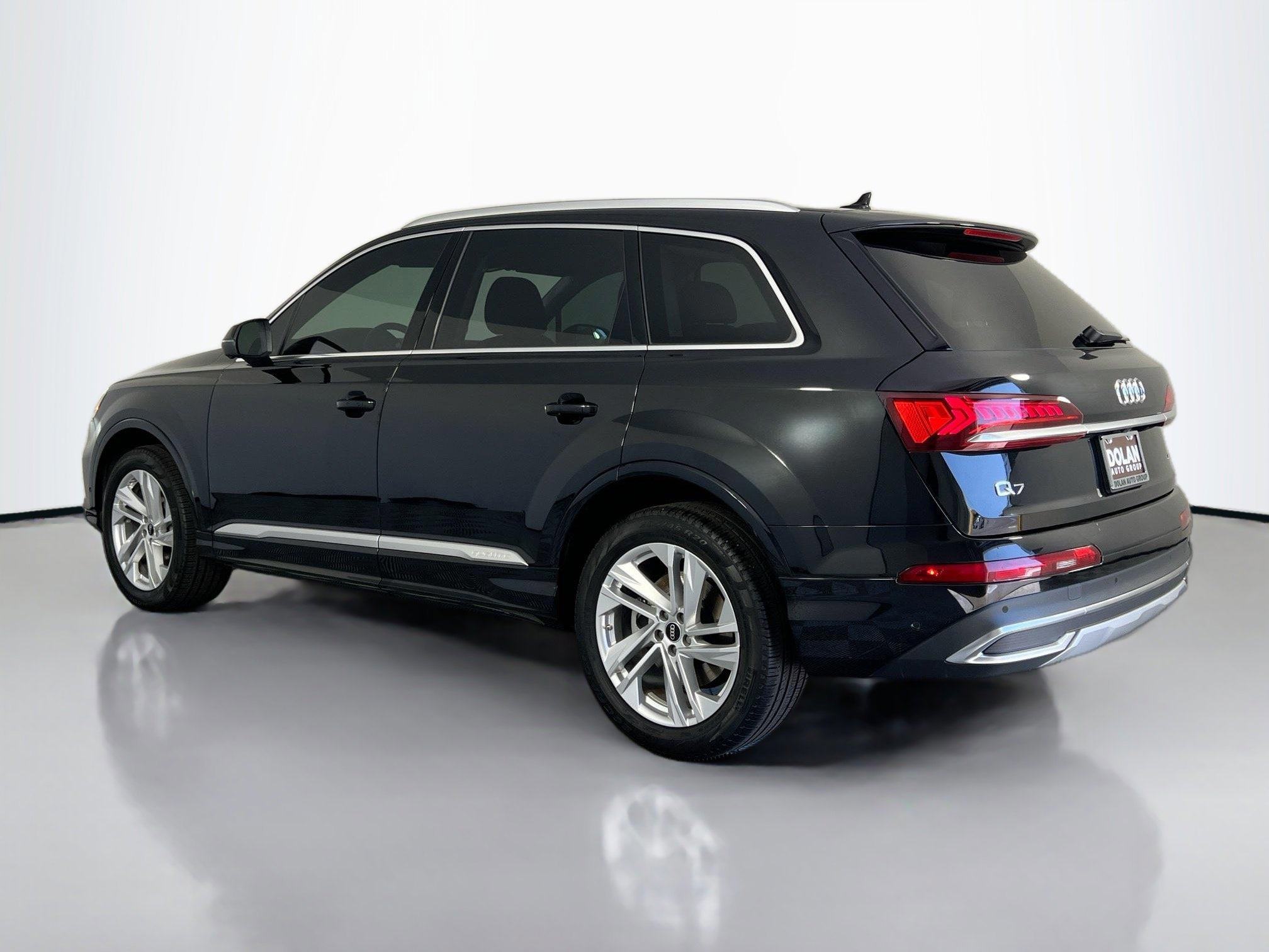 2022 Audi Q7 55 Premium Plus photo 3