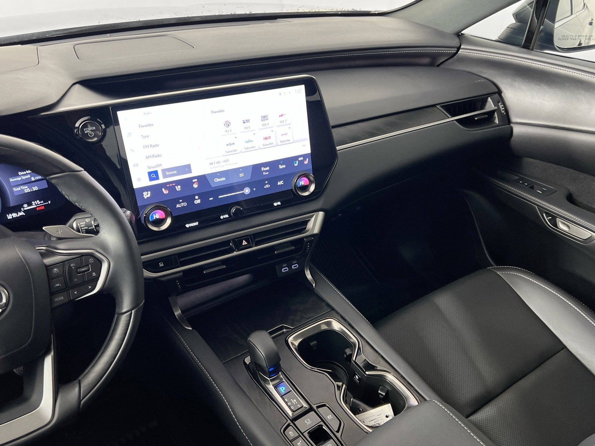 2025 Lexus RX Hybrid 350h - Photo 16