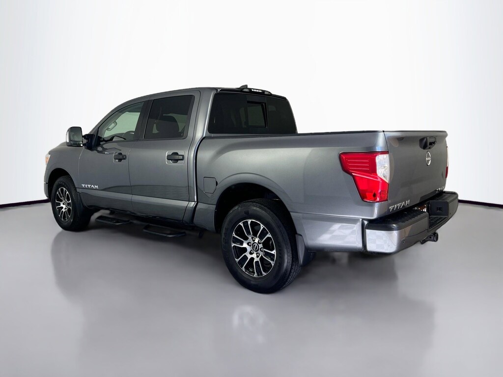 Used 2023 Nissan Titan SV Truck Crew Cab