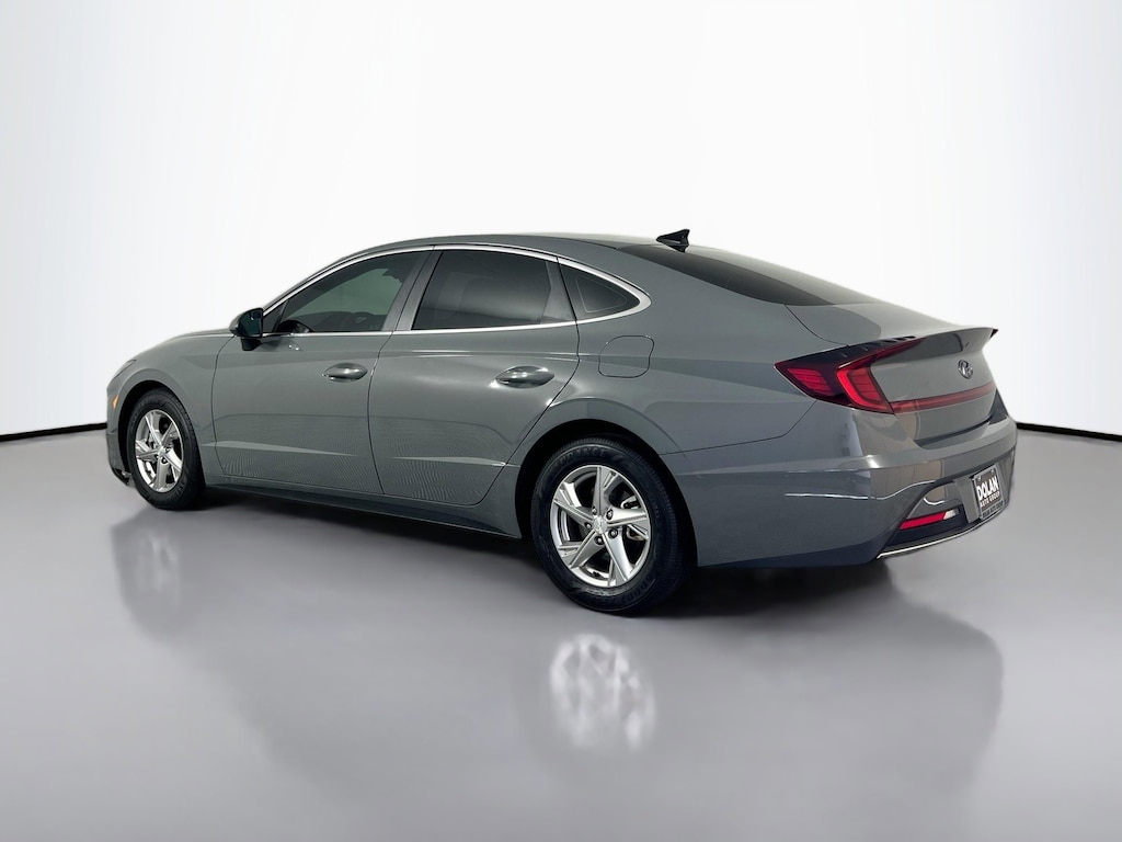 Used 2021 Hyundai Sonata SE Sedan