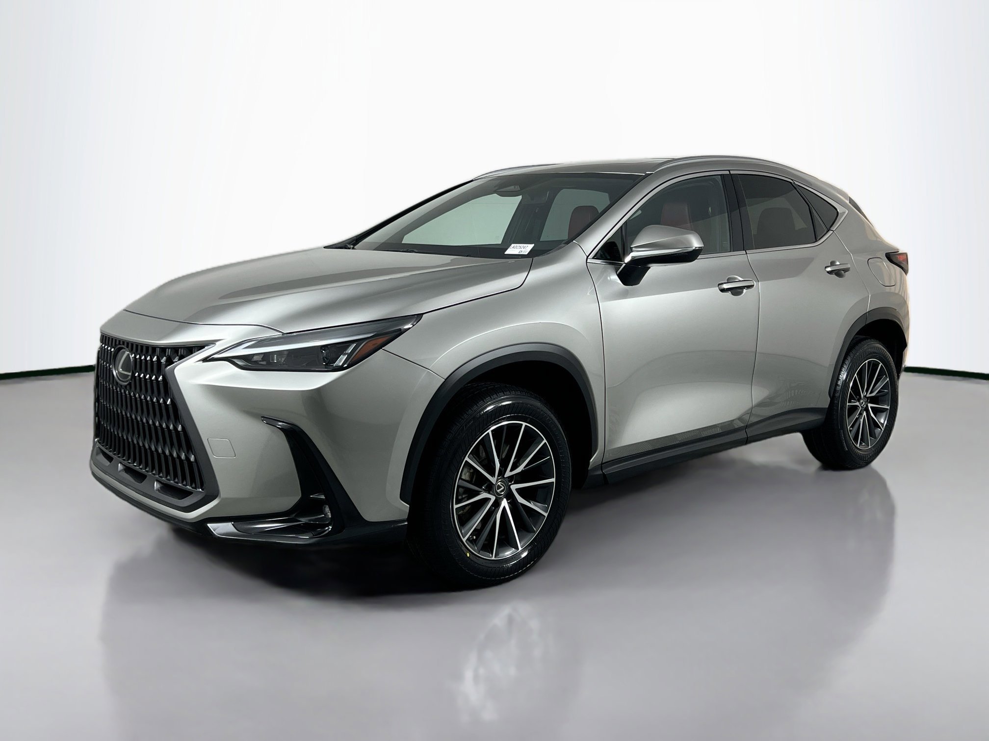 2023 Lexus NX 350h photo 4