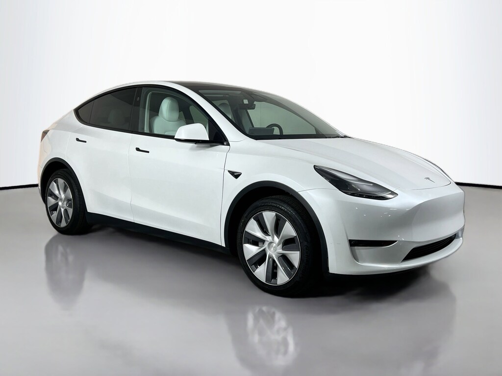 Used 2024 Tesla Model Y Long Range SUV
