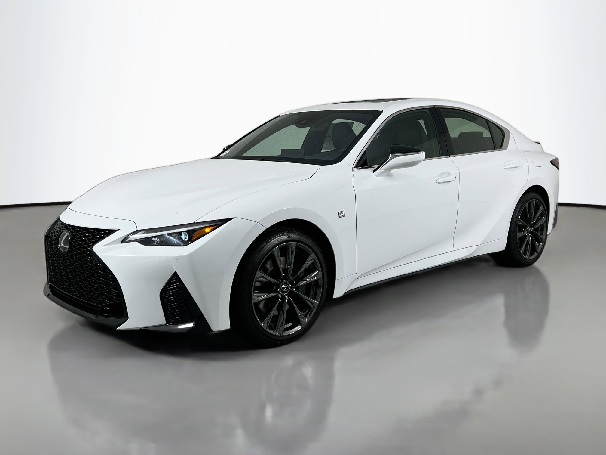 2024 Lexus IS 350 F SPORT photo 2