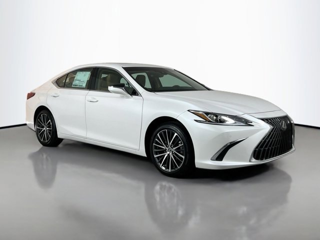 2025 Lexus ES 350's photo