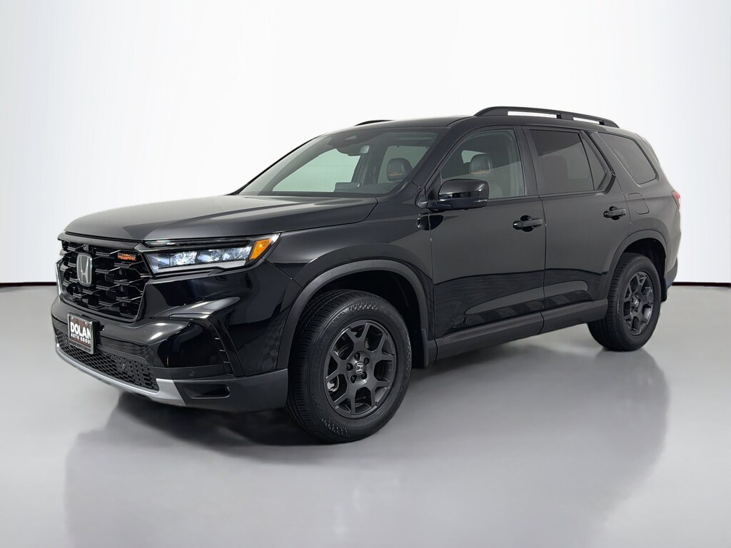 Used 2024 Honda Pilot TrailSport SUV