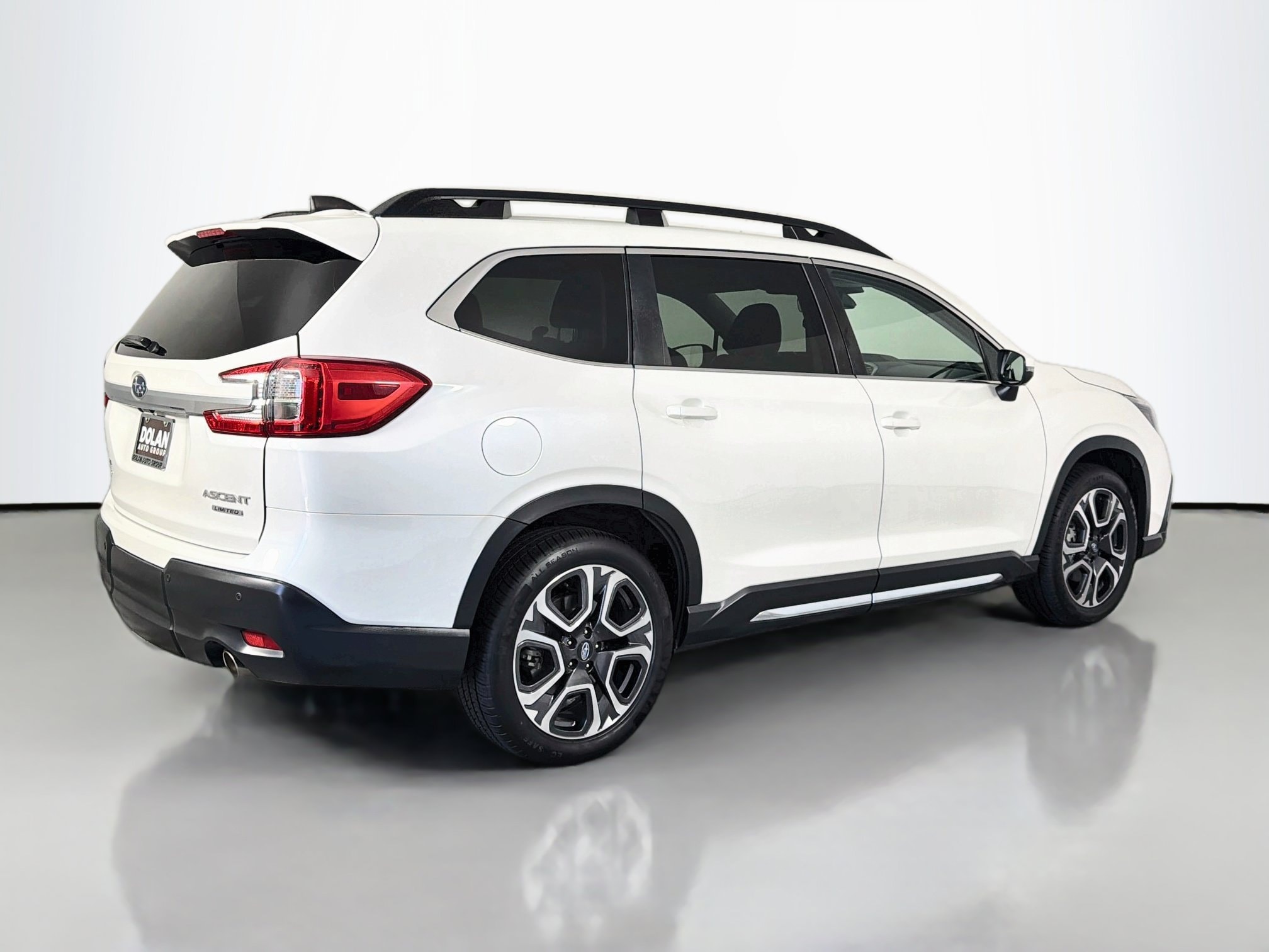 2023 Subaru Ascent Limited - Photo 32