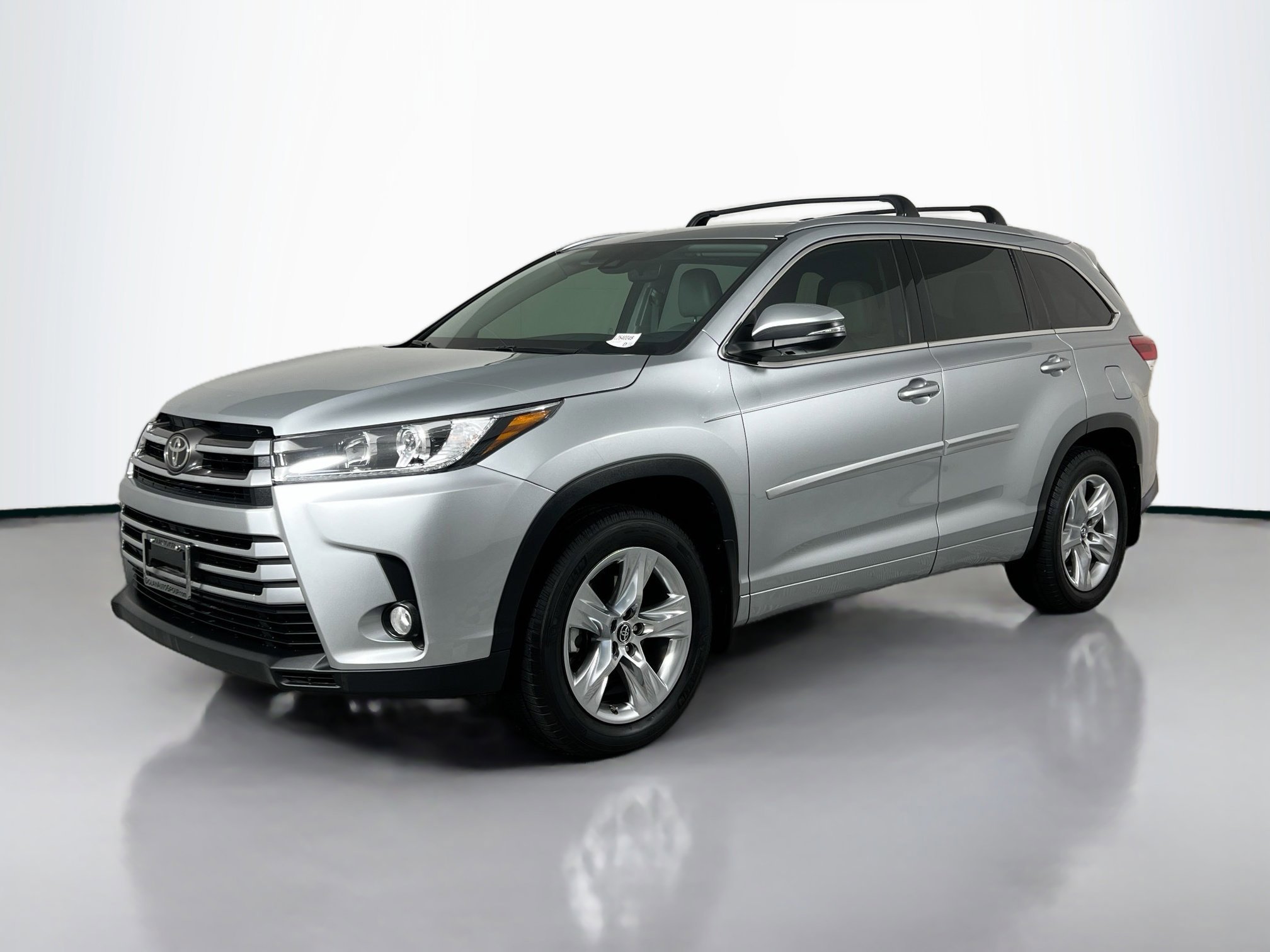 2017 Toyota Highlander Limited photo 3