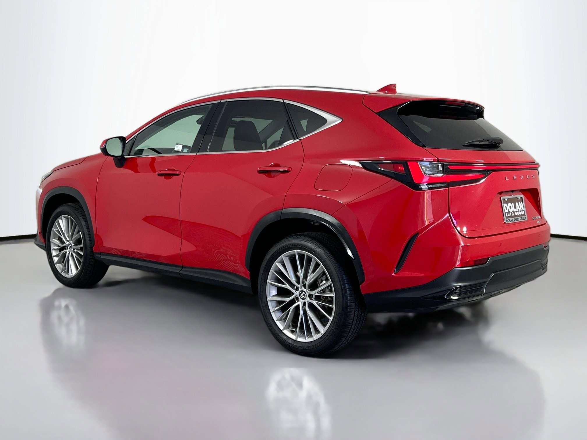 2025 Lexus NX 350h Premium photo 4