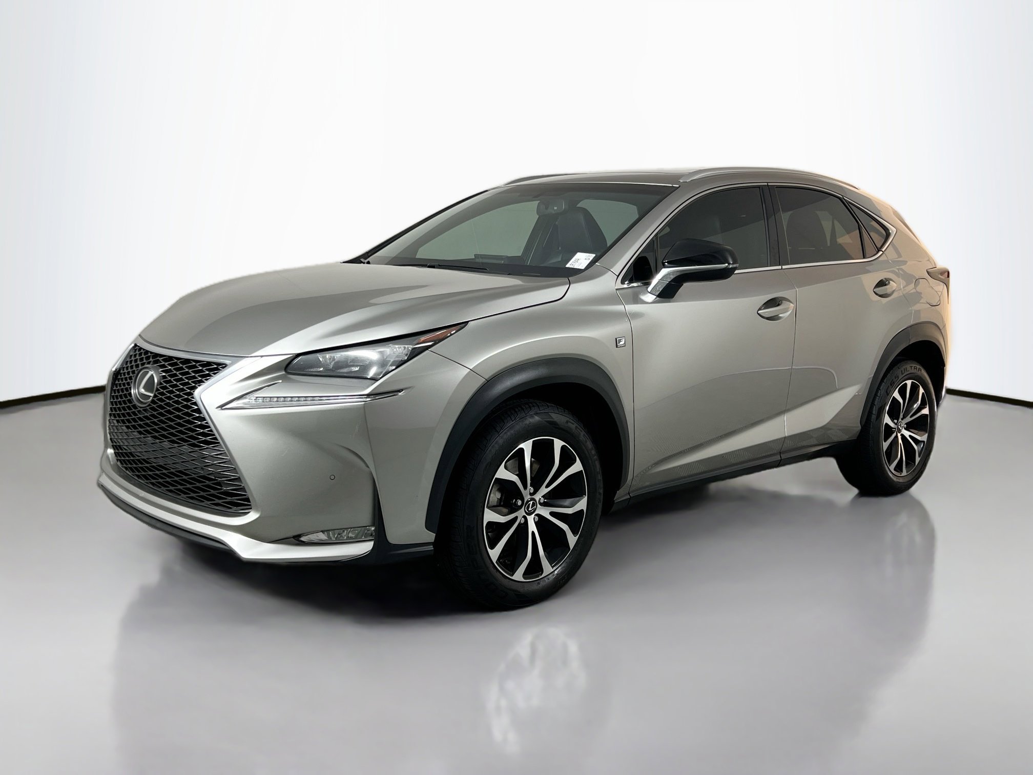 2016 Lexus NX 200t Luxury photo 2