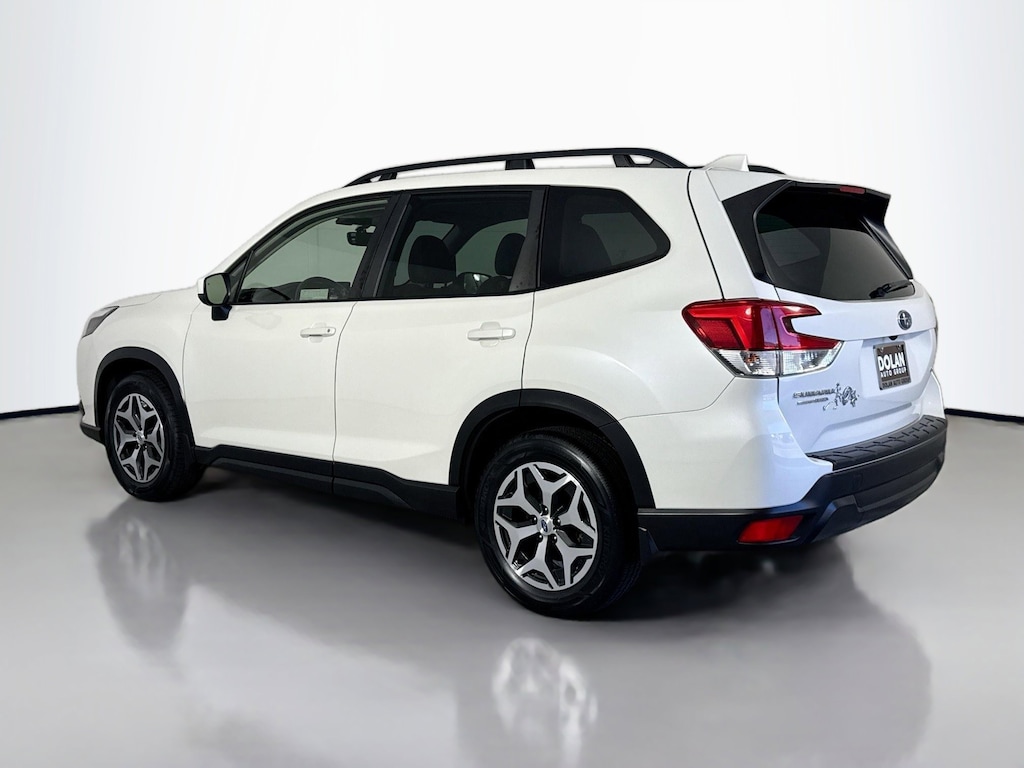 Used 2023 Subaru Forester Premium SUV
