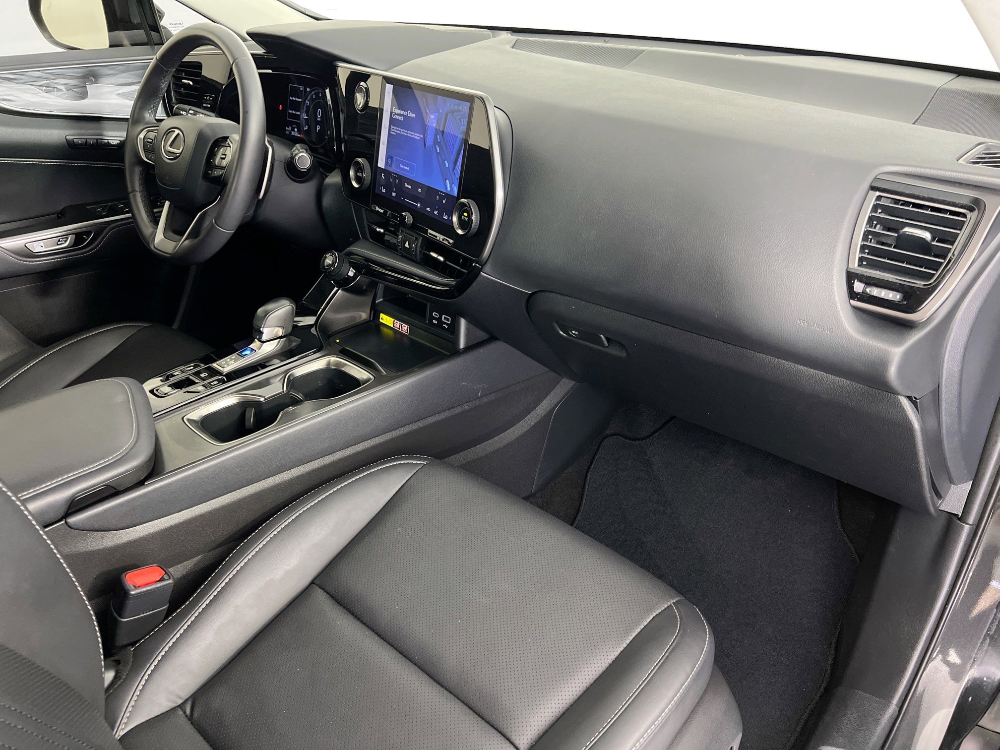 2024 Lexus NX 350 - Photo 26