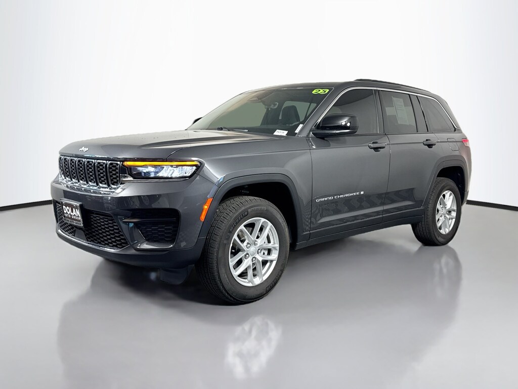 Used 2025 Jeep Grand Cherokee Laredo X SUV