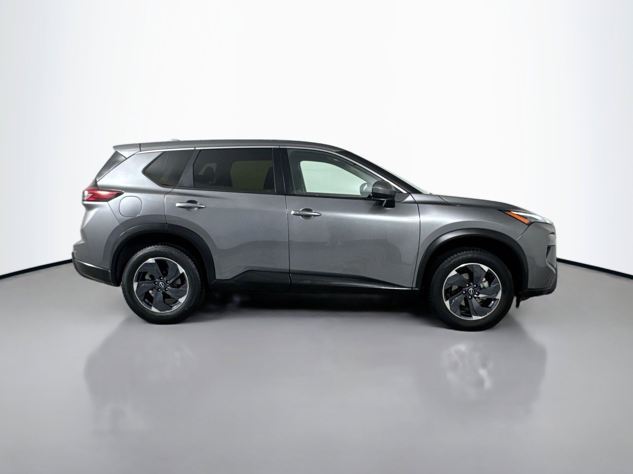 2024 Nissan Rogue SV - Photo 24